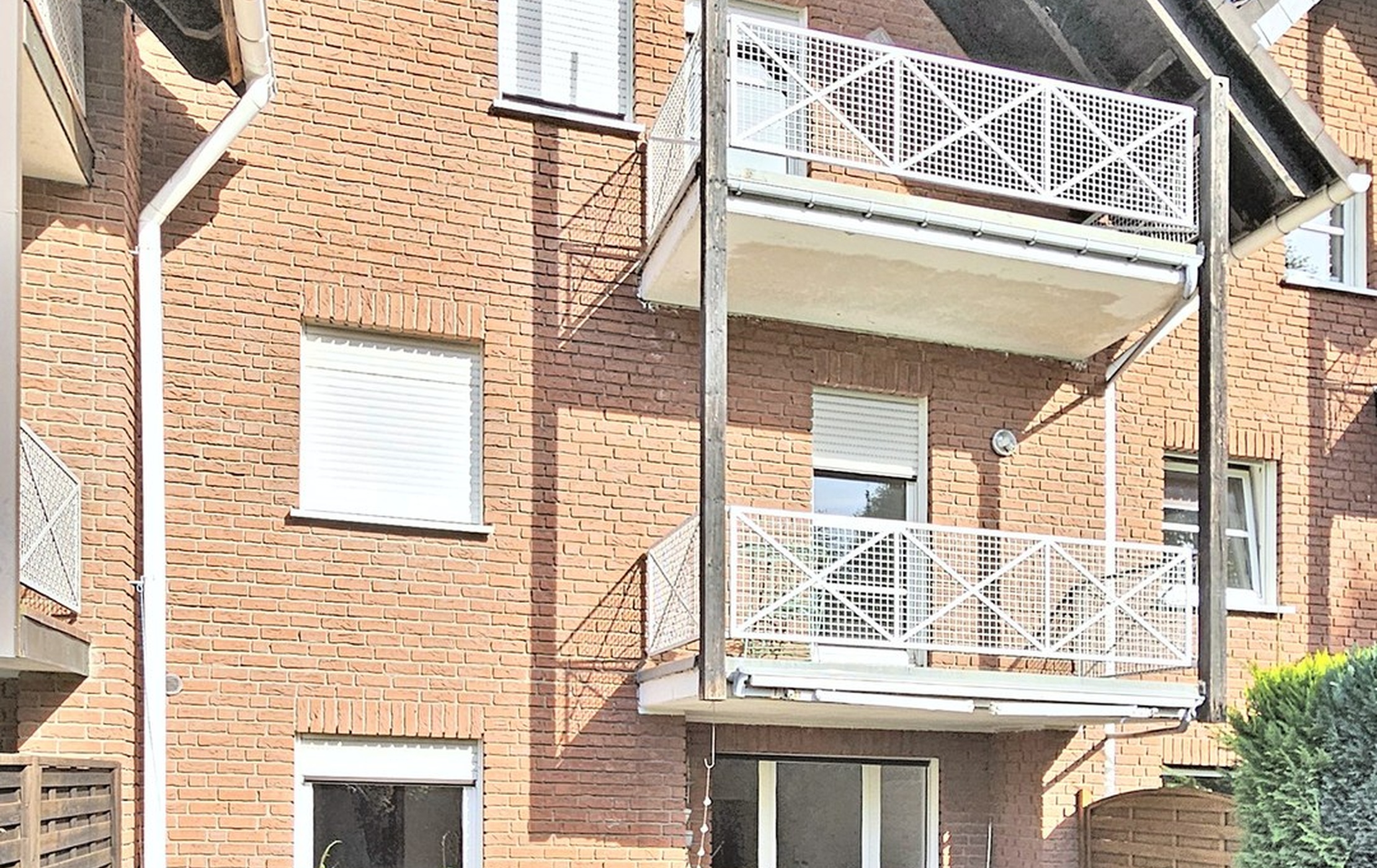 Familienhaus mit Garten, zwei Balkonen und Wärmepumpe in Elkenroth